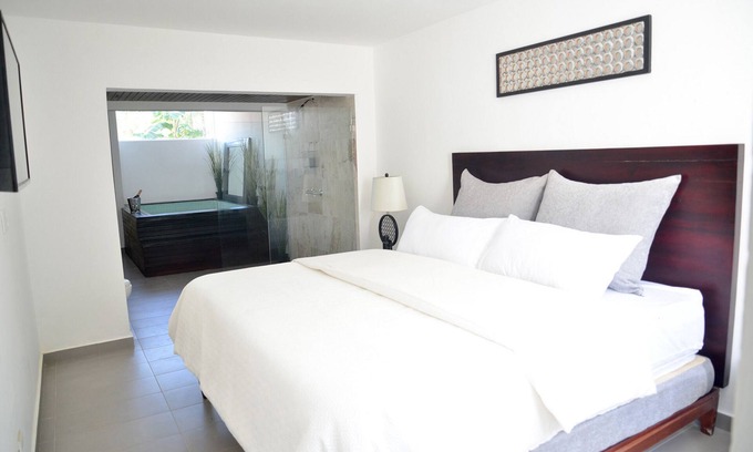 Villas Ana Maria Apartamento | Chica-friendly luxury room with jacuzzi in central luxury residence