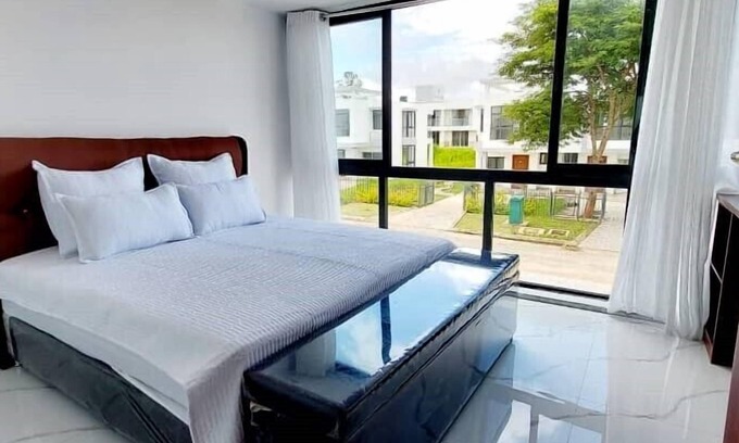 Lusaka Casa | Chichi Luxurious-Zebra
