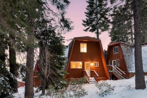 Tahoe Woods Apartamento | Chickaree Chickadee Buyout by AvantStay 2 Sister Cabins