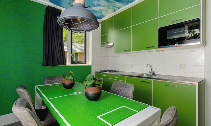 Zuna Complejo | Child Bungalow | FC Mölke Stadium | 6 People