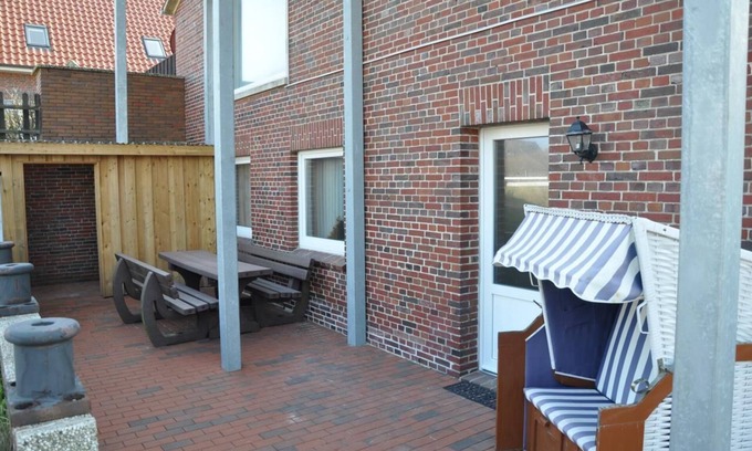 Baltrum Apartamento | Child-friendly apartment near the beach with terrace, 3 bed.