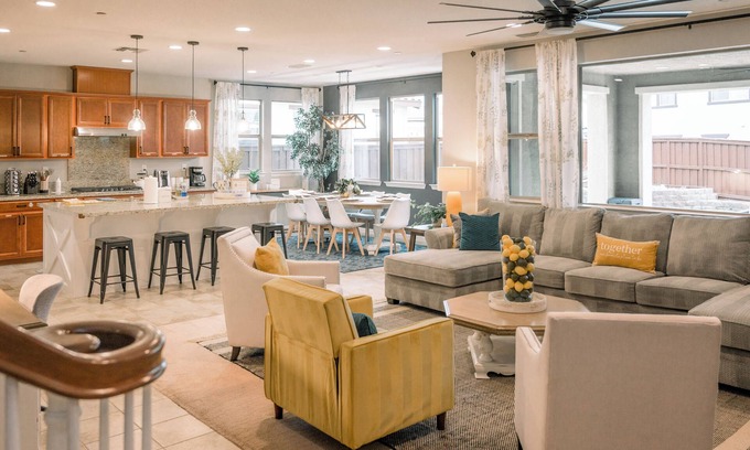 Lathrop Casa | +~Chillaxin in the Central Valley~