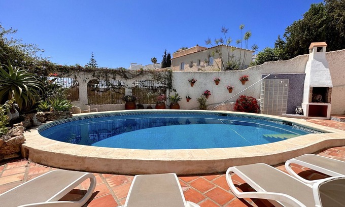 Chimenea Apartamento | Chimenea 15 Private Pool and Parking by Casasol