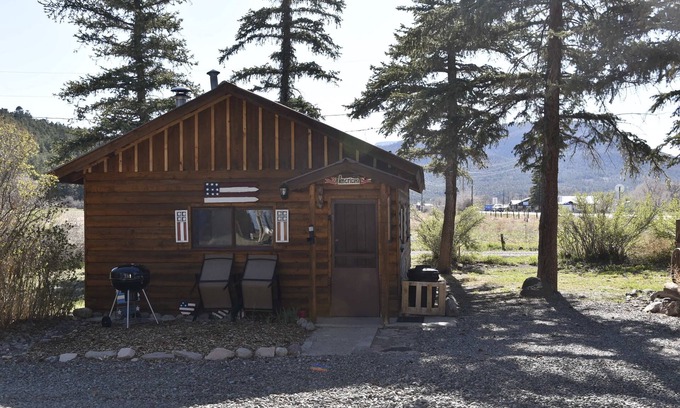 South Fork Cabina | Chinook Cabins & RV Park