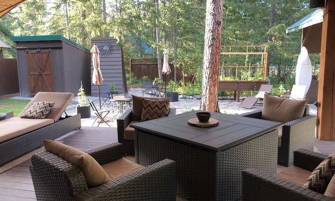 Leavenworth Casa | Chipmunk Cabin is your private retreat in the mountains!