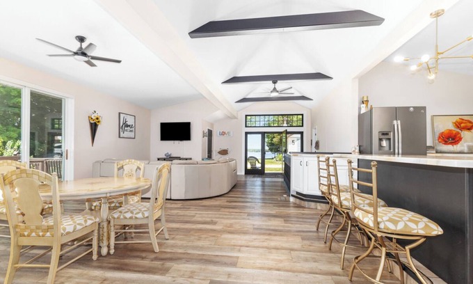 Chippewa Lake Casa | Chippewa Lake House