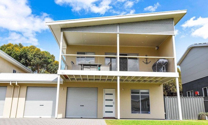 Hayborough Casa | Chiton Views - 19A Albatross Ave, Chiton