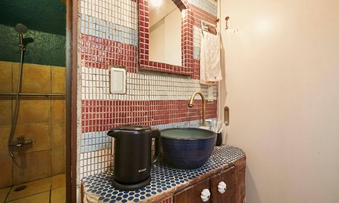 Shibuya Casa | Chiyoda Line YoyogiUehara Spacious urban lodge in - ABURA HOUSE / Shibuya-ku Tokyo