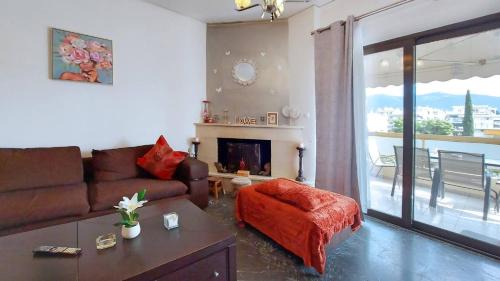 Papagou-Holargos Apartamento | Cholargos a Spacious 2BR apartment with great view
