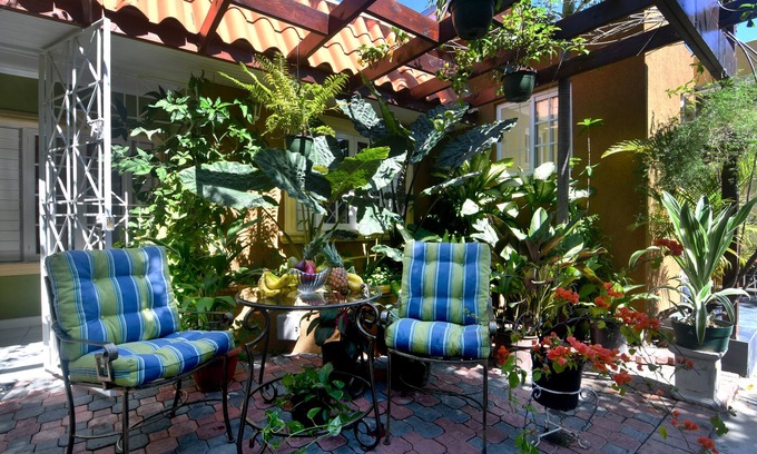 Molynes Gardens Casa | Choose To Be Happy at Gardens of Blissett # 3 - Studio Apartment