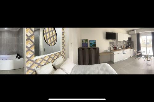 Chasse-sur-Rhone Apartamento | CHOPIN’studio BALNEO’2pers