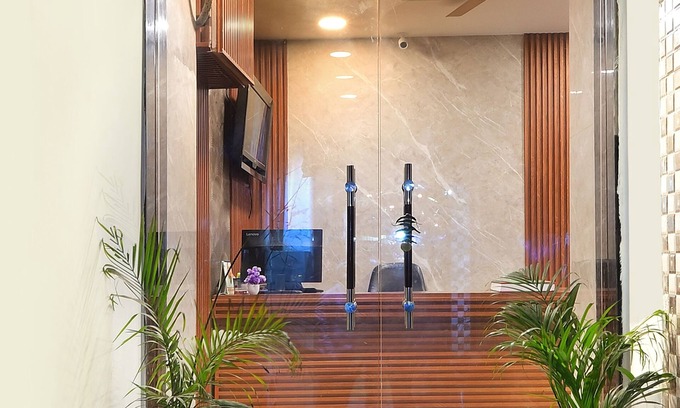 Paharganj Cabina | Chowdhry Tourist Lodge- Paharganj-NDLS