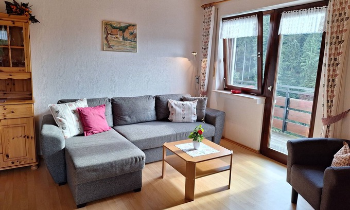 Oppenau Apartamento | Christianshof - Holiday Apartment '3' with Mountain View, Shared Garden and Wi-Fi