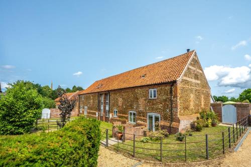 Snettisham Casa | Christmas Barn
