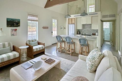 Brenham Casa | Christmas Hill Cottage A