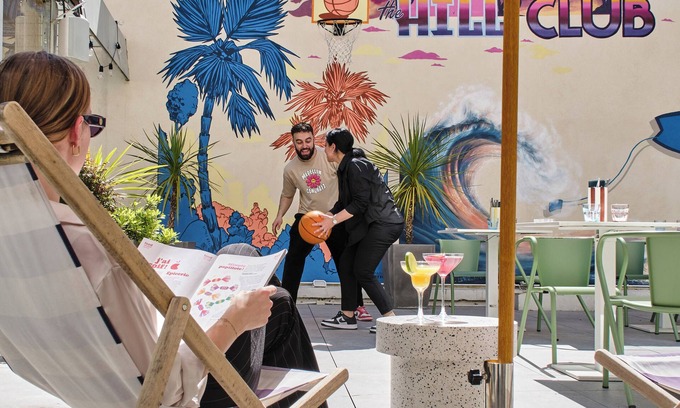 2nd Arrondissement Hotel | Chromatics Hotel & Restaurant The Hill Club by happyculture