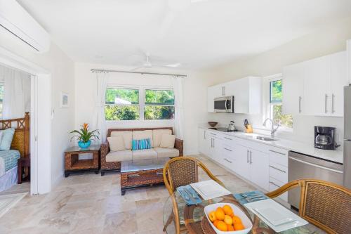 Long Bay Hills Casa | Chuchubi Cottage