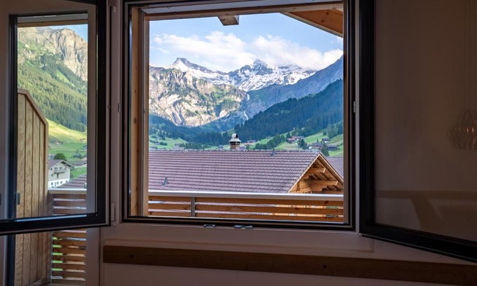 Adelboden Apartamento | Chuenislodge3 neu&stilvoll, 2Balkone, echtes Bijou mit top-Aussicht