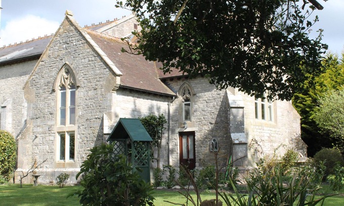 Wareham Casa | Church in Hardy country