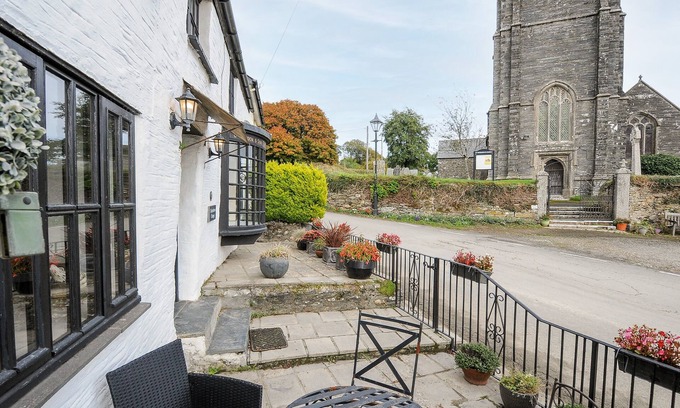 Lanreath Cabaña | Church View Cottage