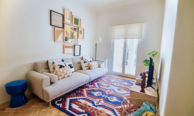 Cova da Piedade Apartamento | Cidade D' Água- Queen Size Bed & Pateo Priv.