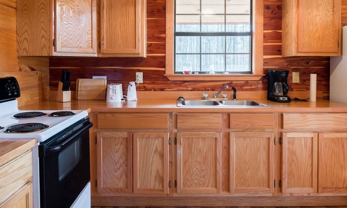 Pickens Cabina | Cimarron Secluded Cabin With Fire Pit and Free Firewood by Redawning