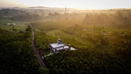 Ambalangoda Casa | Cinnamon Forest Resort - Hikkaduwa