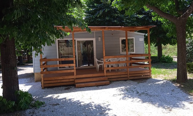Ameglia Chalet De Esquí | Cinque Terre campsite chalet 328 near the sea