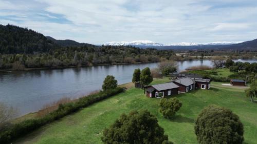 Trevelin Chalet De Esquí | Cipreses Lodge