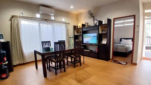 Sukajadi Casa | Ciput's Den