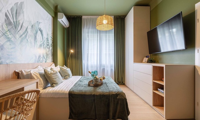 Bucharest City-Centre Apartamento | Cismigiu Park - Gorgeous 1BR Sanctuary