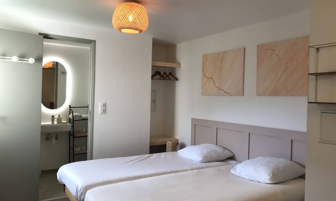Saint-Germain-les-Corbeil Apartamento | Cit'hôtel - Appartement Boisé