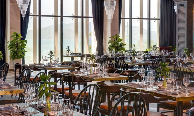 Tran Phu Beach Hotel | Citadines Bayfront Nha Trang