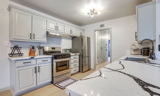 Citrus Heights Casa | Citrus Heights Home w/ Private Pool & Patio!