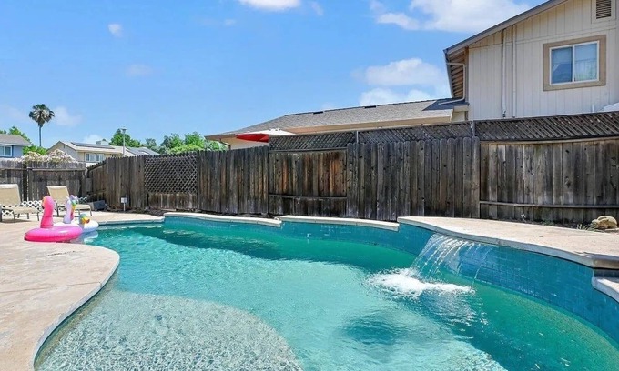 Citrus Heights Casa | Citrus Retreat with Pool