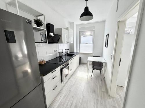 Moenchengladbach Apartamento | City-Apartment für Familien 5 Per, 8 Min zum Hbf!