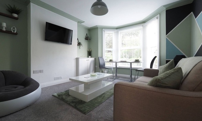 Royal Tunbridge Wells Apartamento | Clásico-Baño con ducha-Apartamento-Flat 1