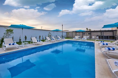 Carlos Pacheco 4 Hotel | City Express by Marriott Ensenada