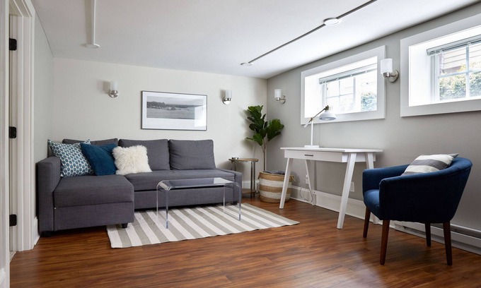 Fremont Apartamento | City Haven III: bloques al zoológico, comestibles, autobús del centro con estacionamiento