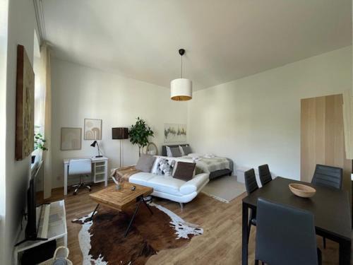 Hernals Apartamento | CITY&MORE-13 Bezauberndes Apartment mit Altbauflair!