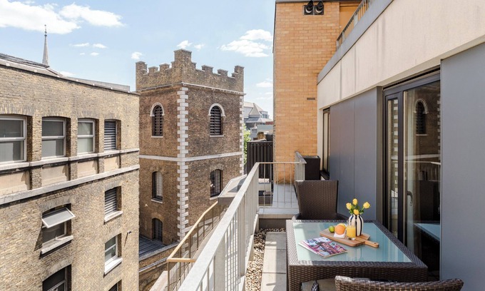 Bridge Apartamento | City of London | Executive Studio with Terrace