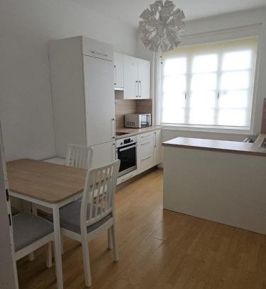 Eisenstadt Apartamento | City Retreat 15 15