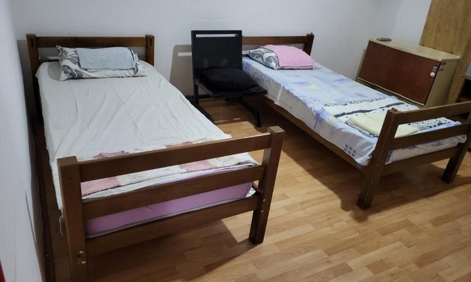 Mitrovicë Casa | City Rooms 400m from Center