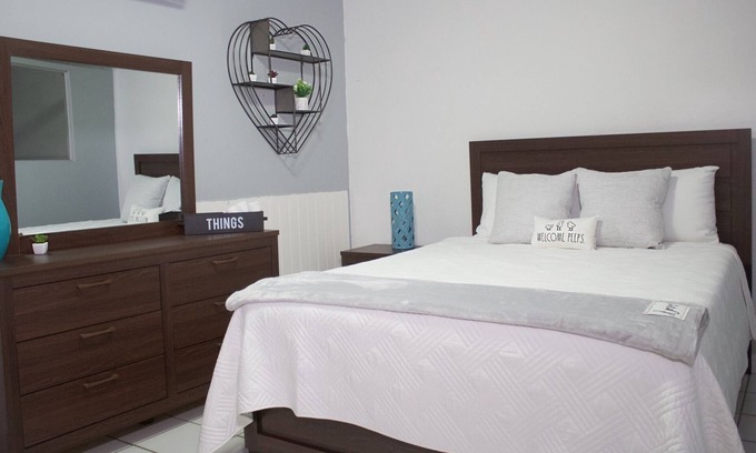Hato Rey Apartamento | City Vibes Studio near everything you need!