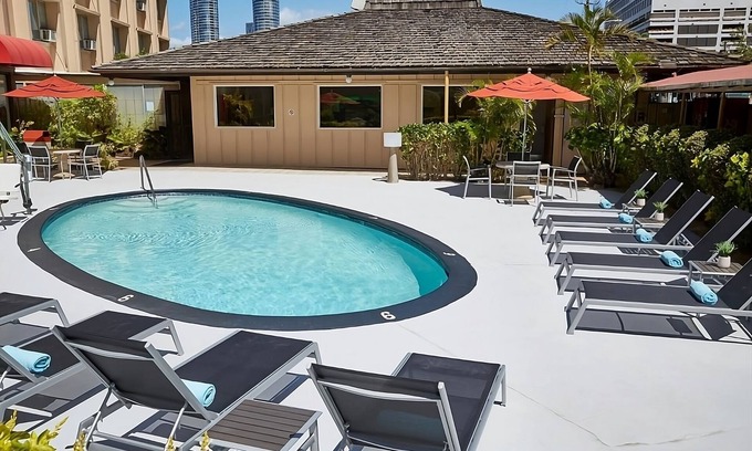 Ala Moana Hotel | City View Two Queens, 3 Units, Koi Pond & Garden Views, Poolside Relaxation