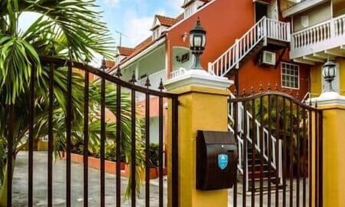 Colon Apartamento | Citylife Apartments - Pool/Free Parking/in Willemstad. Apartment - G