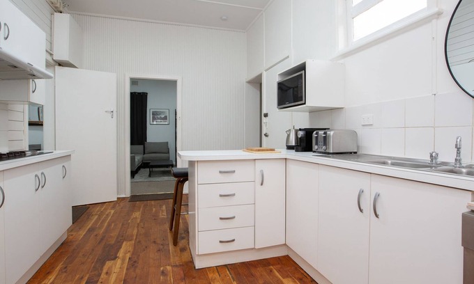 North Tamworth Casa | CitySide Pad - 5-minute walk to CBD