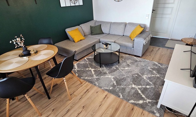 Lahti Apartamento | CityStation 59m2 Top Floor Sauna Apartment, WiFi