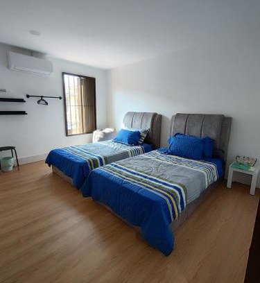 Kampung Jawa Casa | CJ Cozy House 5 Mins Walk to Jonker Street