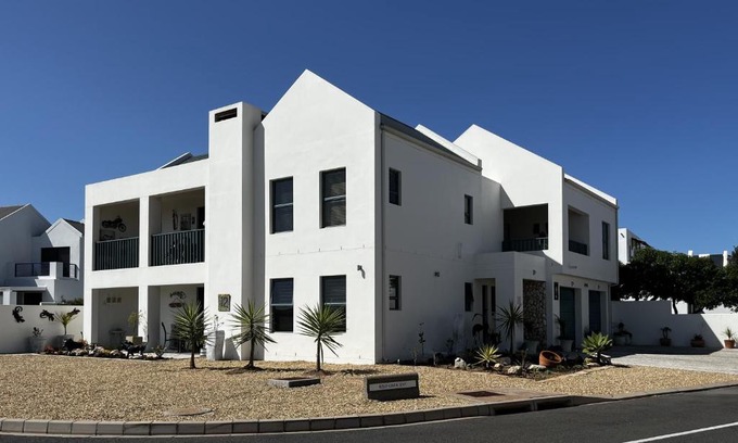Calypso Beach Apartamento | Clam Lagoon